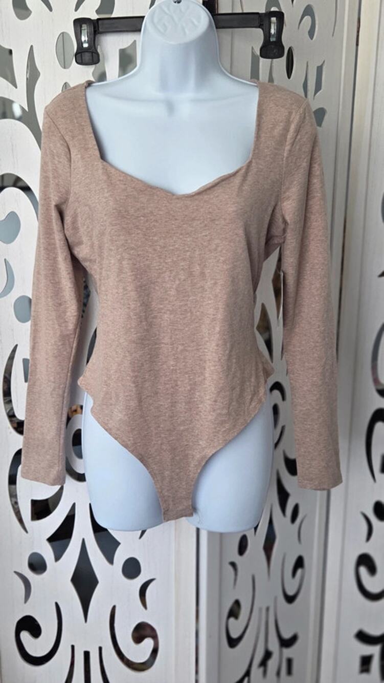No Comment Infinity Sculpt Bodysuit Large Oatmeal Heather Long Sleeve NWT